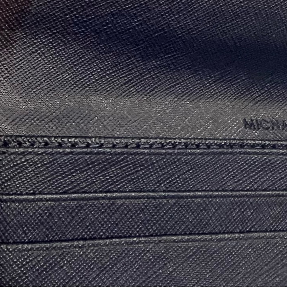 Michael Kors Navy Wallet - Picture 6 of 8